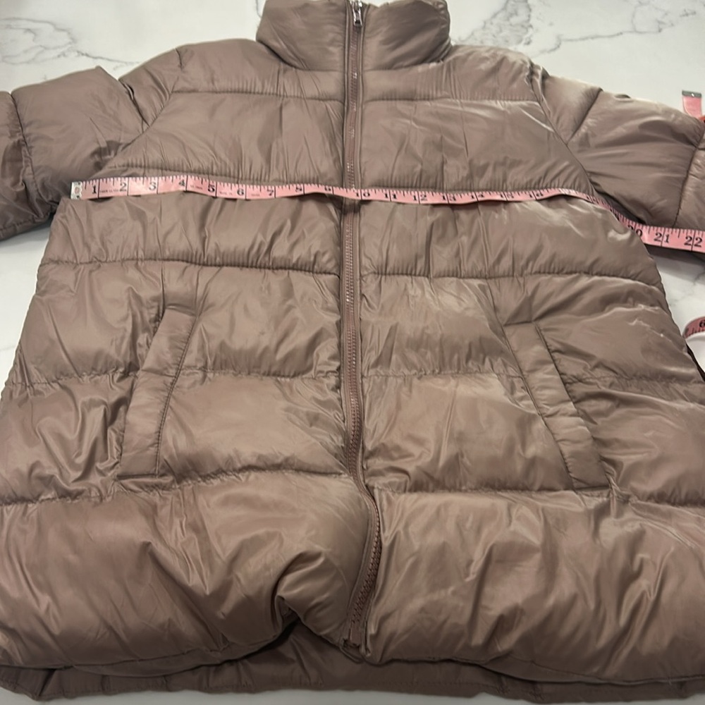 Old Navy‎ Full Zip Puffer Jacket. Size M - Picture 11 of 14